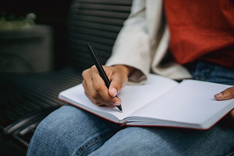 Beginner Guide to Journaling Every Day: Tips for Getting Started